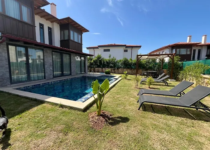 Derya Agullu 3 Villa *