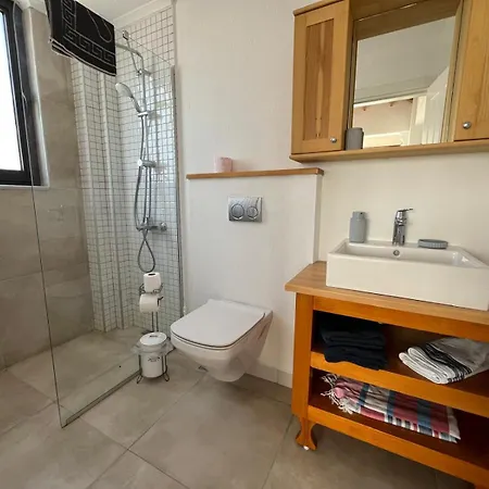 Derya Agullu 3 Κας