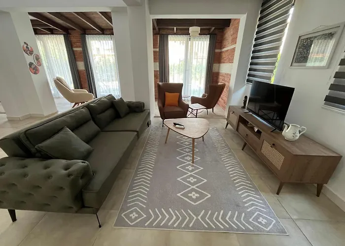 Derya Agullu 3 Вилла *